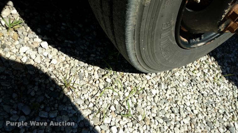 image for item DA5607 2001 Blue Bird TC2000 school bus