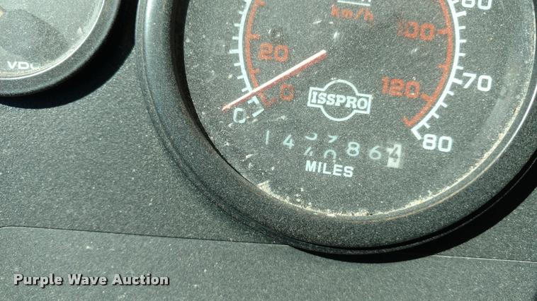 image for item DA5608 2001 Blue Bird TC2000 school bus