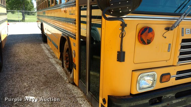 image for item DA5608 2001 Blue Bird TC2000 school bus