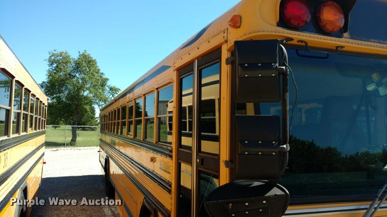 image for item DA5608 2001 Blue Bird TC2000 school bus