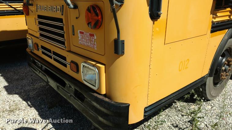 image for item DA5608 2001 Blue Bird TC2000 school bus