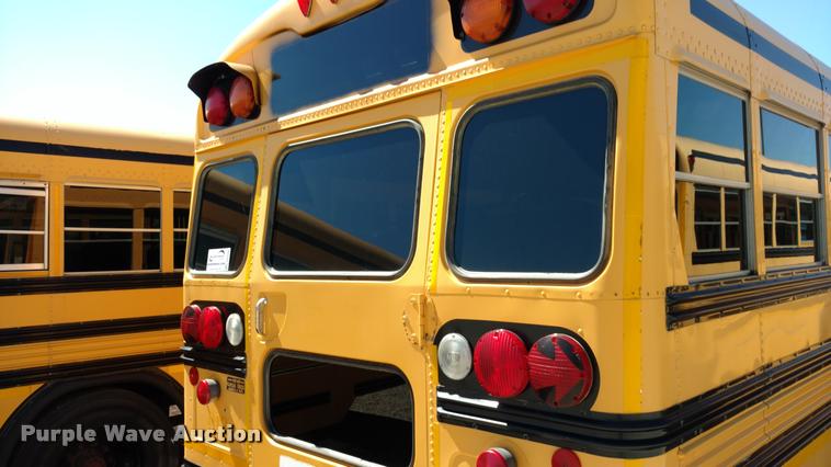 image for item DA5608 2001 Blue Bird TC2000 school bus