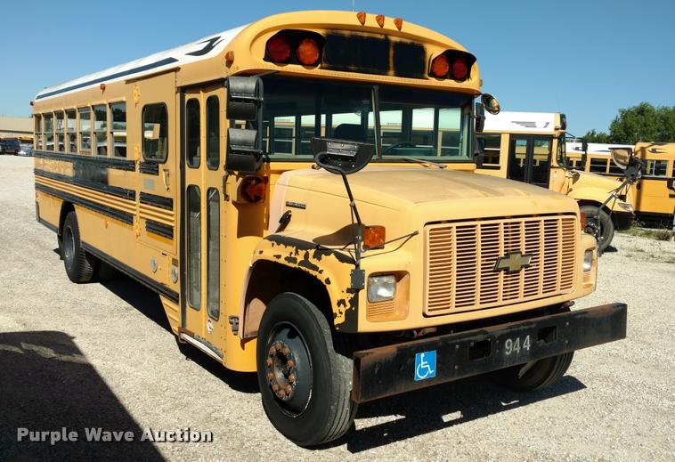 image for item DA5609 1995 Chevrolet B7 school bus
