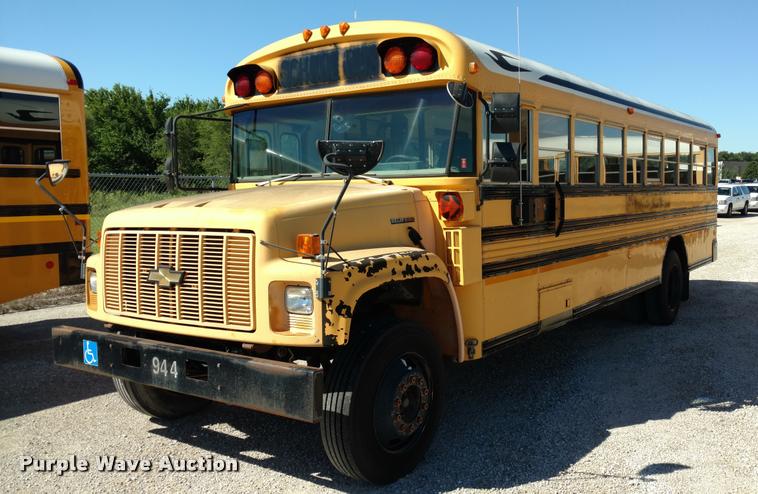image for item DA5609 1995 Chevrolet B7 school bus