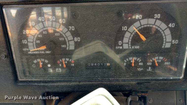 image for item DA5609 1995 Chevrolet B7 school bus