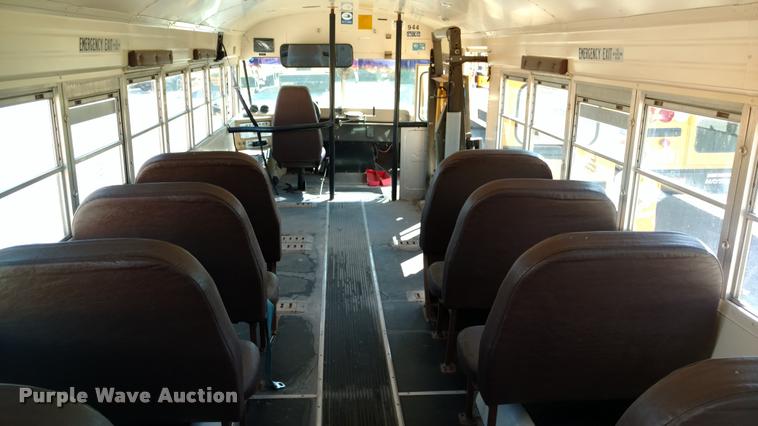 image for item DA5609 1995 Chevrolet B7 school bus
