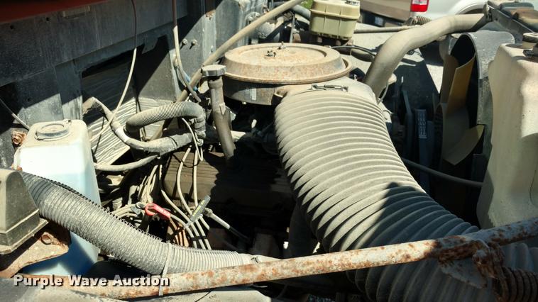 image for item DA5609 1995 Chevrolet B7 school bus