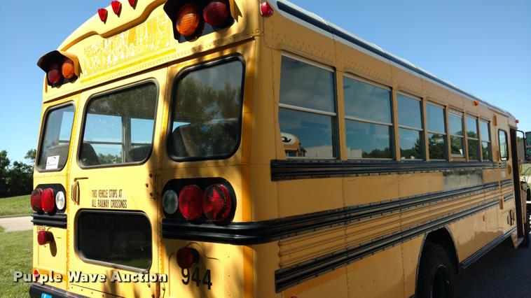 image for item DA5609 1995 Chevrolet B7 school bus