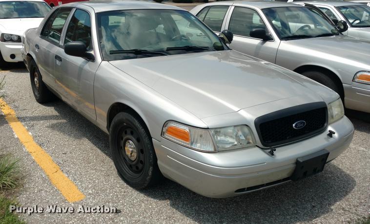 image for item DA5619 2011 Ford Crown Victoria Police Interceptor