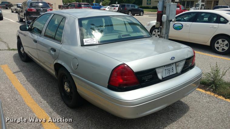 image for item DA5619 2011 Ford Crown Victoria Police Interceptor