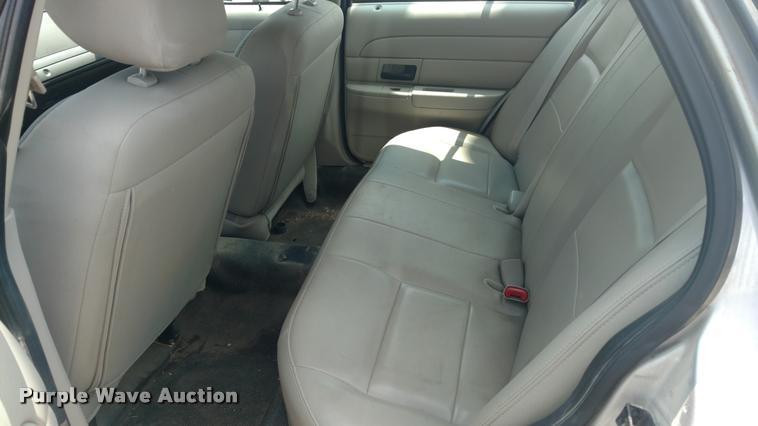 image for item DA5619 2011 Ford Crown Victoria Police Interceptor