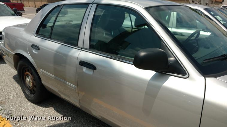 image for item DA5619 2011 Ford Crown Victoria Police Interceptor