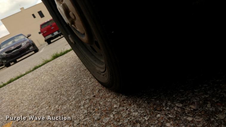 image for item DA5620 2011 Ford Crown Victoria Police Interceptor