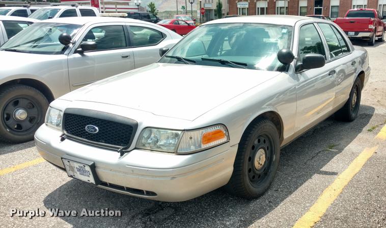 image for item DA5622 2011 Ford Crown Victoria Police Interceptor