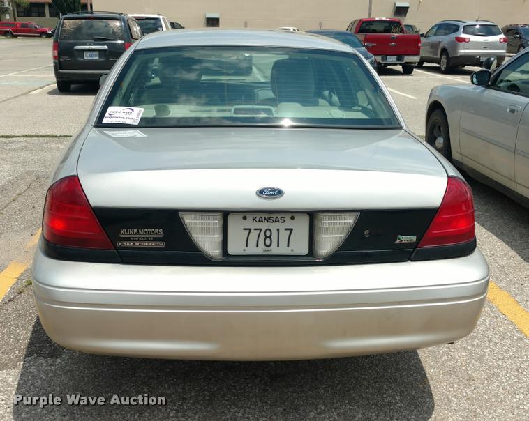 image for item DA5622 2011 Ford Crown Victoria Police Interceptor