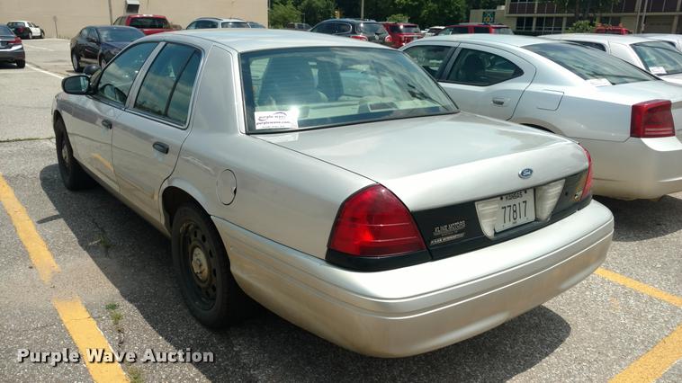 image for item DA5622 2011 Ford Crown Victoria Police Interceptor