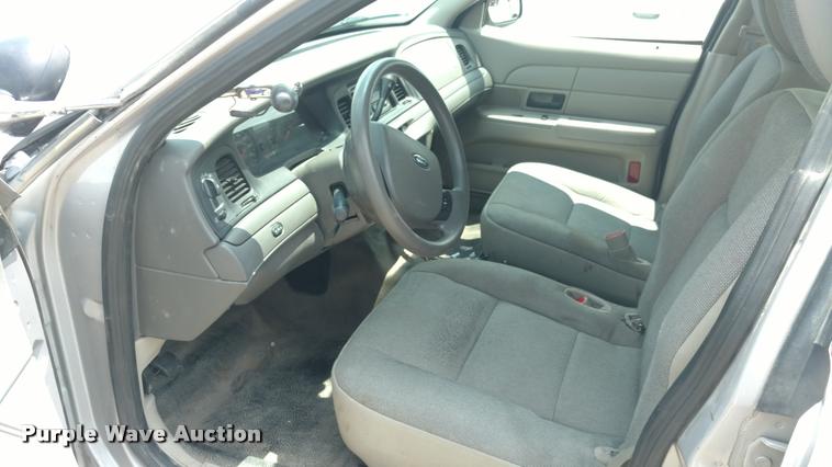 image for item DA5622 2011 Ford Crown Victoria Police Interceptor