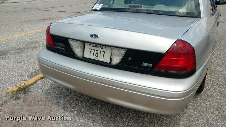 image for item DA5622 2011 Ford Crown Victoria Police Interceptor