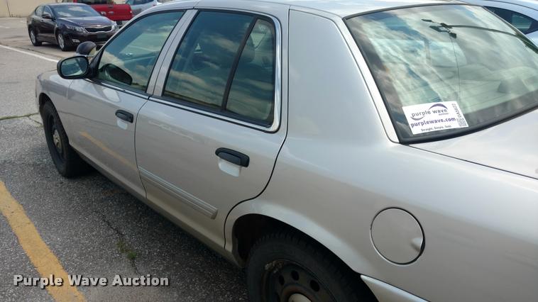 image for item DA5622 2011 Ford Crown Victoria Police Interceptor