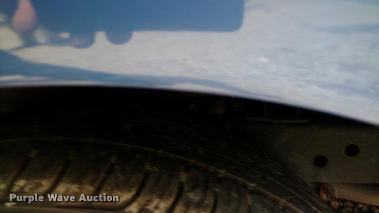 image for item DA5630 1999 Nissan Frontier SE pickup truck