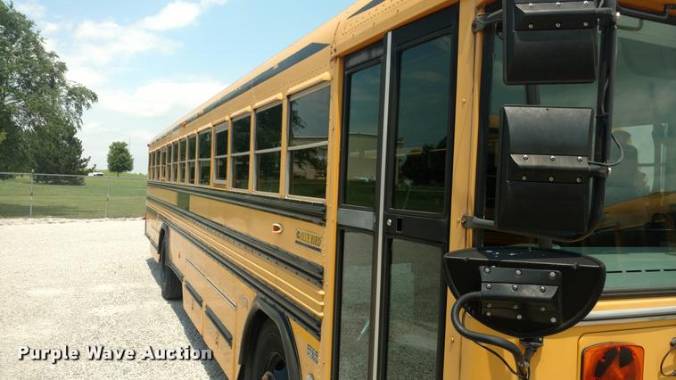 image for item DA5638 2002 Blue Bird TC2000 school bus