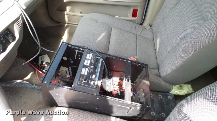 image for item DA6798 2004 Ford Crown Victoria Police Interceptor