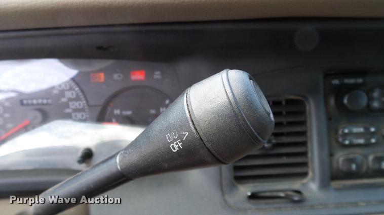 image for item DA6798 2004 Ford Crown Victoria Police Interceptor