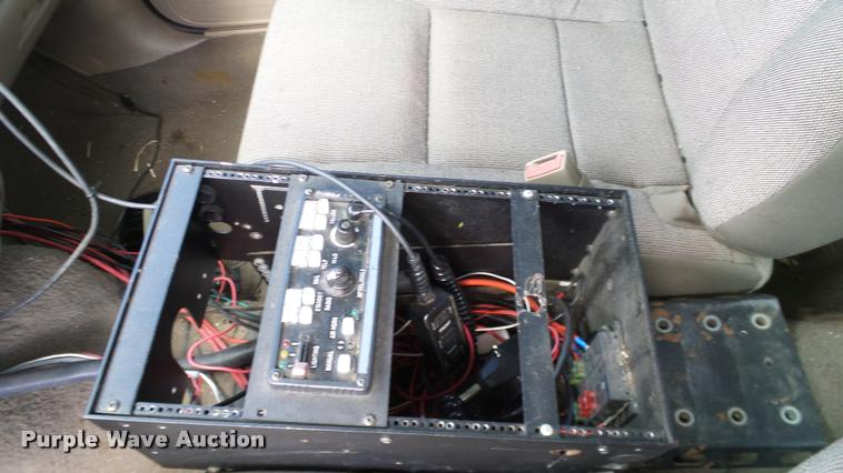 image for item DA6798 2004 Ford Crown Victoria Police Interceptor