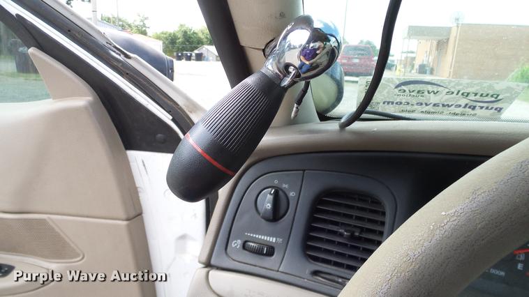 image for item DA6798 2004 Ford Crown Victoria Police Interceptor