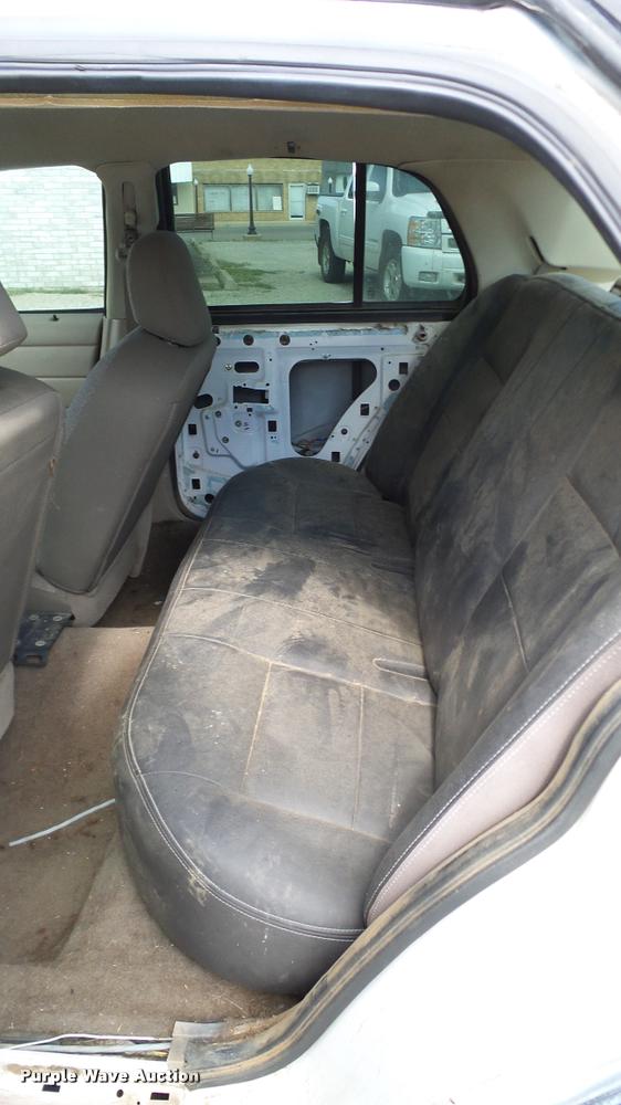 image for item DA6798 2004 Ford Crown Victoria Police Interceptor