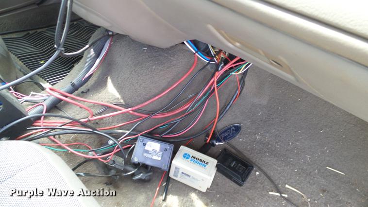 image for item DA6798 2004 Ford Crown Victoria Police Interceptor