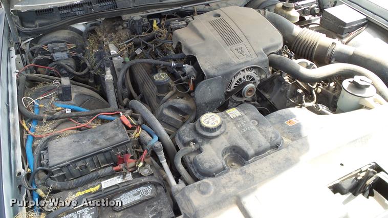 image for item DA6798 2004 Ford Crown Victoria Police Interceptor