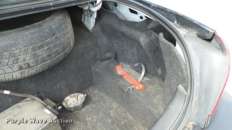 image for item DA6798 2004 Ford Crown Victoria Police Interceptor