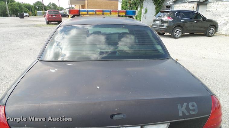 image for item DA6798 2004 Ford Crown Victoria Police Interceptor