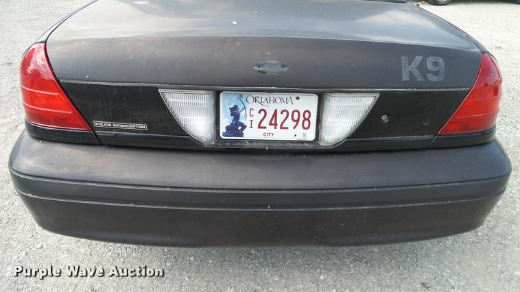 image for item DA6798 2004 Ford Crown Victoria Police Interceptor