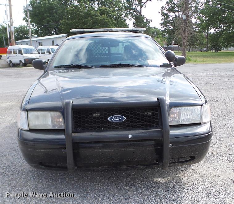 image for item DA6799 2007 Ford Crown Victoria Police Interceptor
