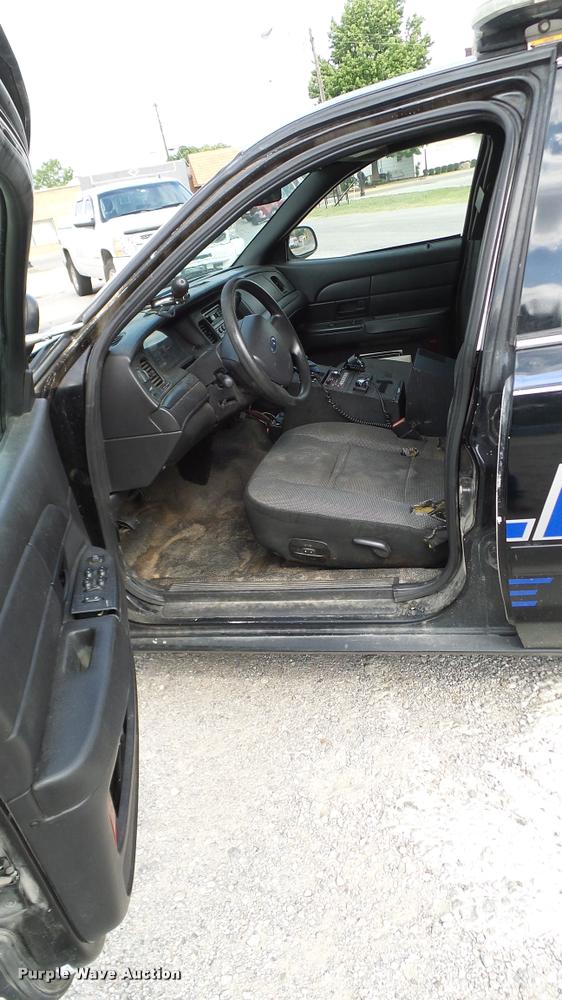 image for item DA6799 2007 Ford Crown Victoria Police Interceptor