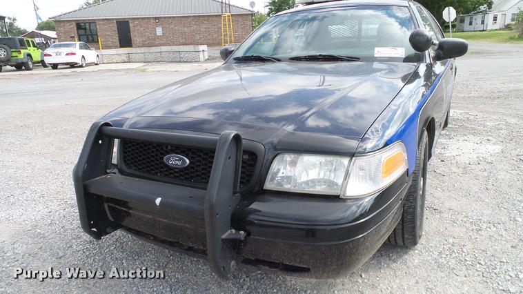 image for item DA6799 2007 Ford Crown Victoria Police Interceptor