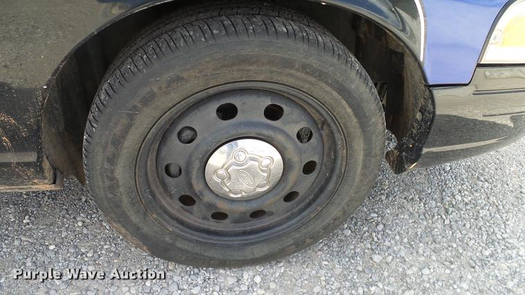 image for item DA6799 2007 Ford Crown Victoria Police Interceptor