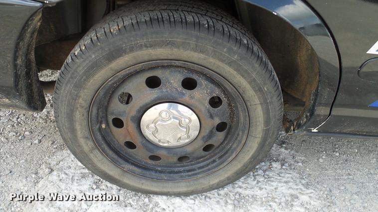 image for item DA6799 2007 Ford Crown Victoria Police Interceptor