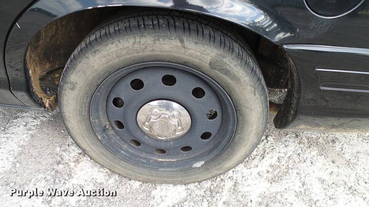 image for item DA6799 2007 Ford Crown Victoria Police Interceptor