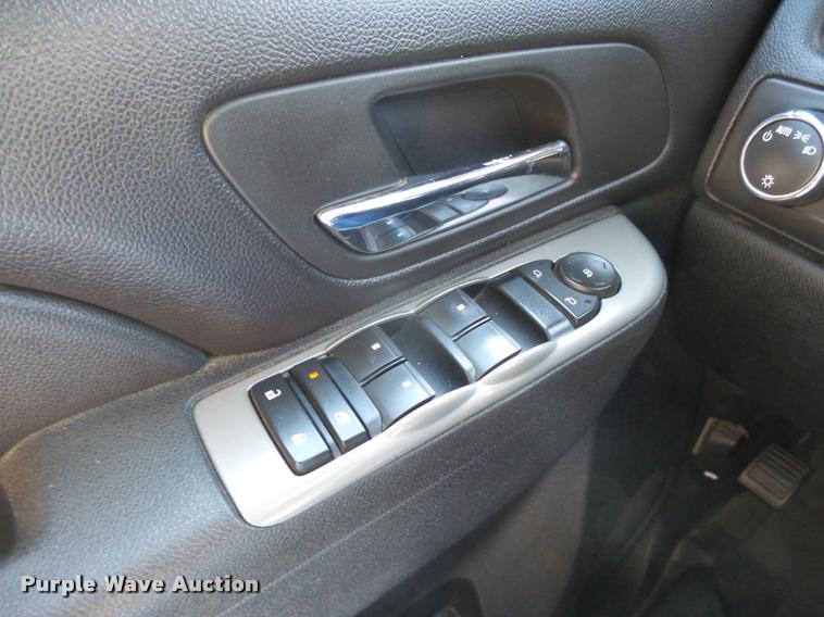 image for item DB2693 2010 Chevrolet Tahoe SUV