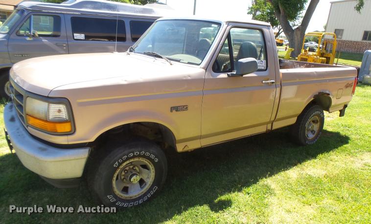 image for item DB2698 1996 Ford F150 pickup truck