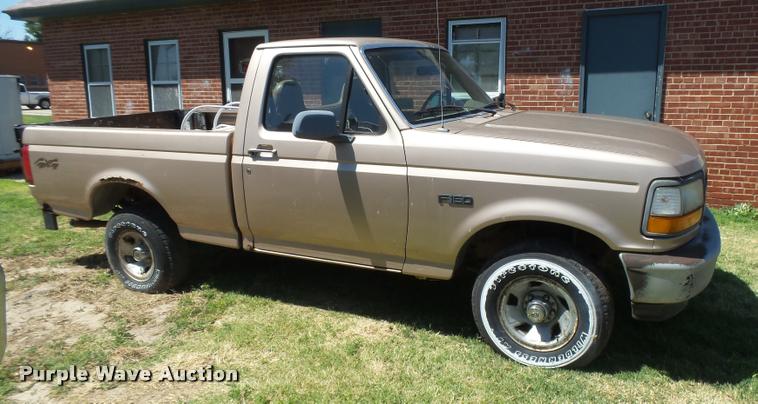 image for item DB2698 1996 Ford F150 pickup truck
