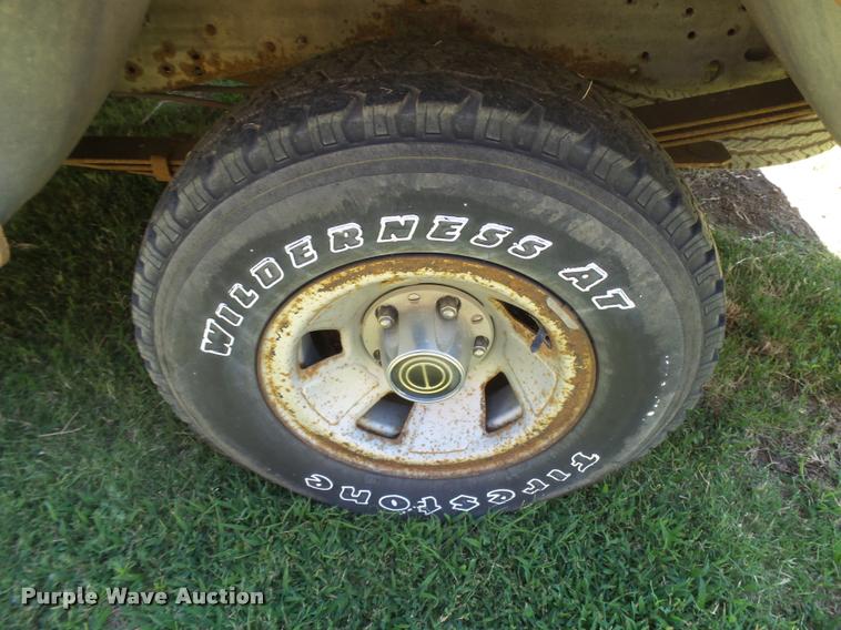 image for item DB2698 1996 Ford F150 pickup truck