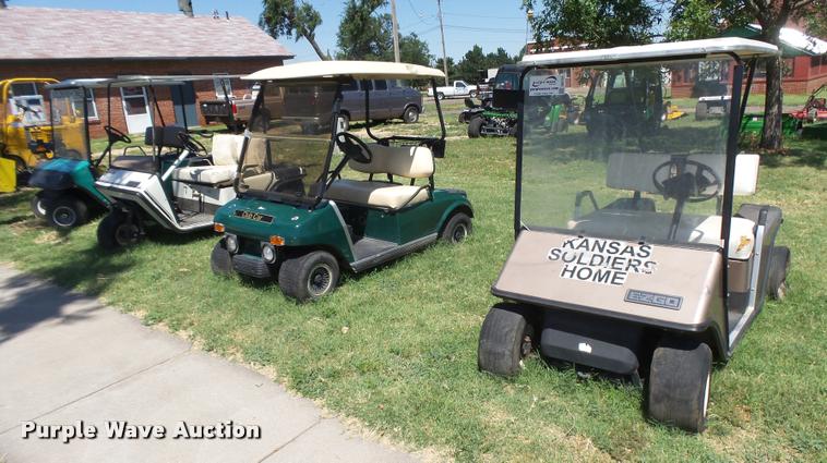 image for item DB2701 (4) golf carts