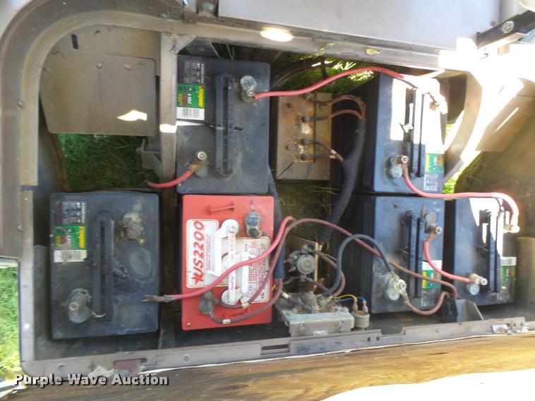 image for item DB2701 (4) golf carts