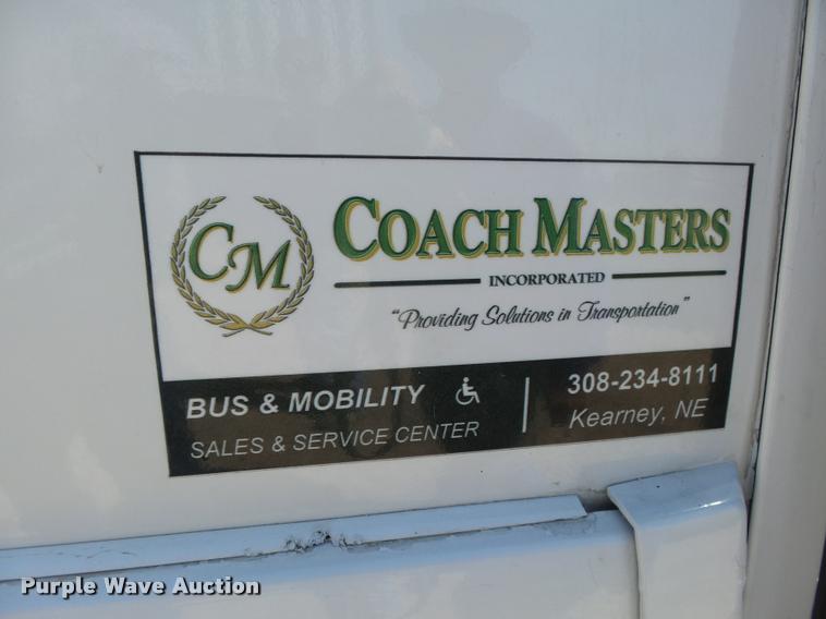 image for item DB2708 2000 MCI 102-DL3 coach bus
