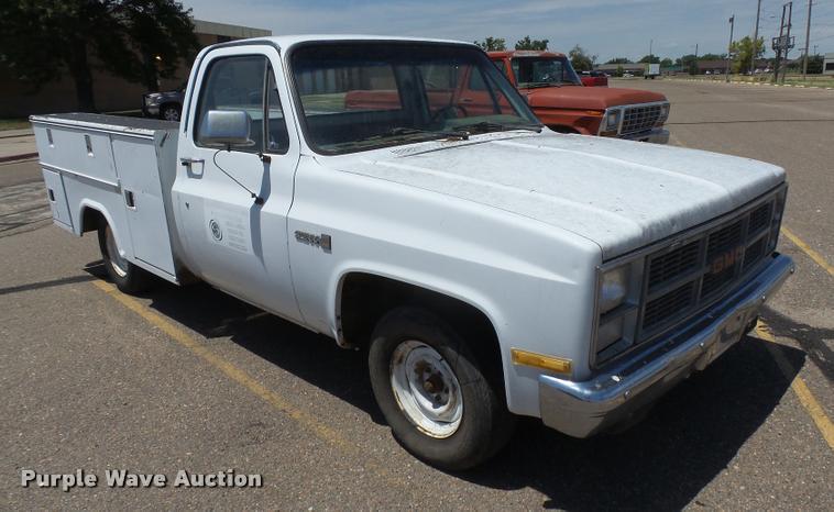 image for item DB2717 1984 GMC Sierra 1500 pickup truck