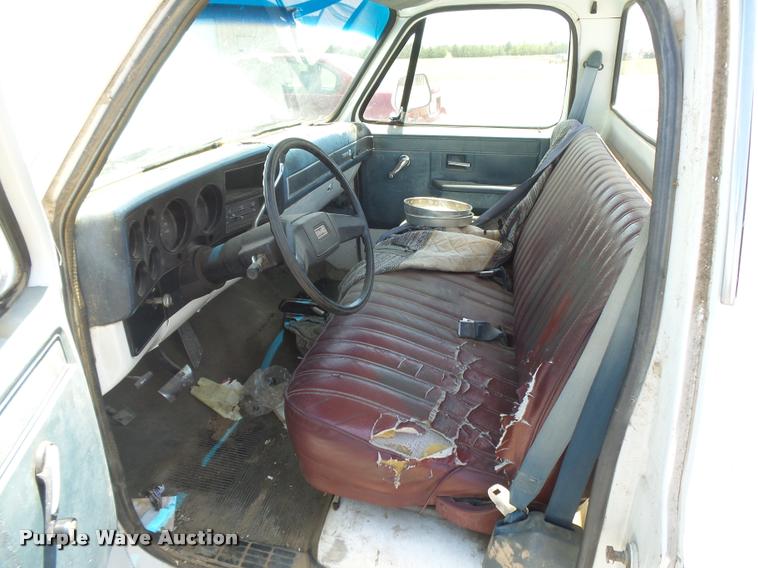 image for item DB2717 1984 GMC Sierra 1500 pickup truck